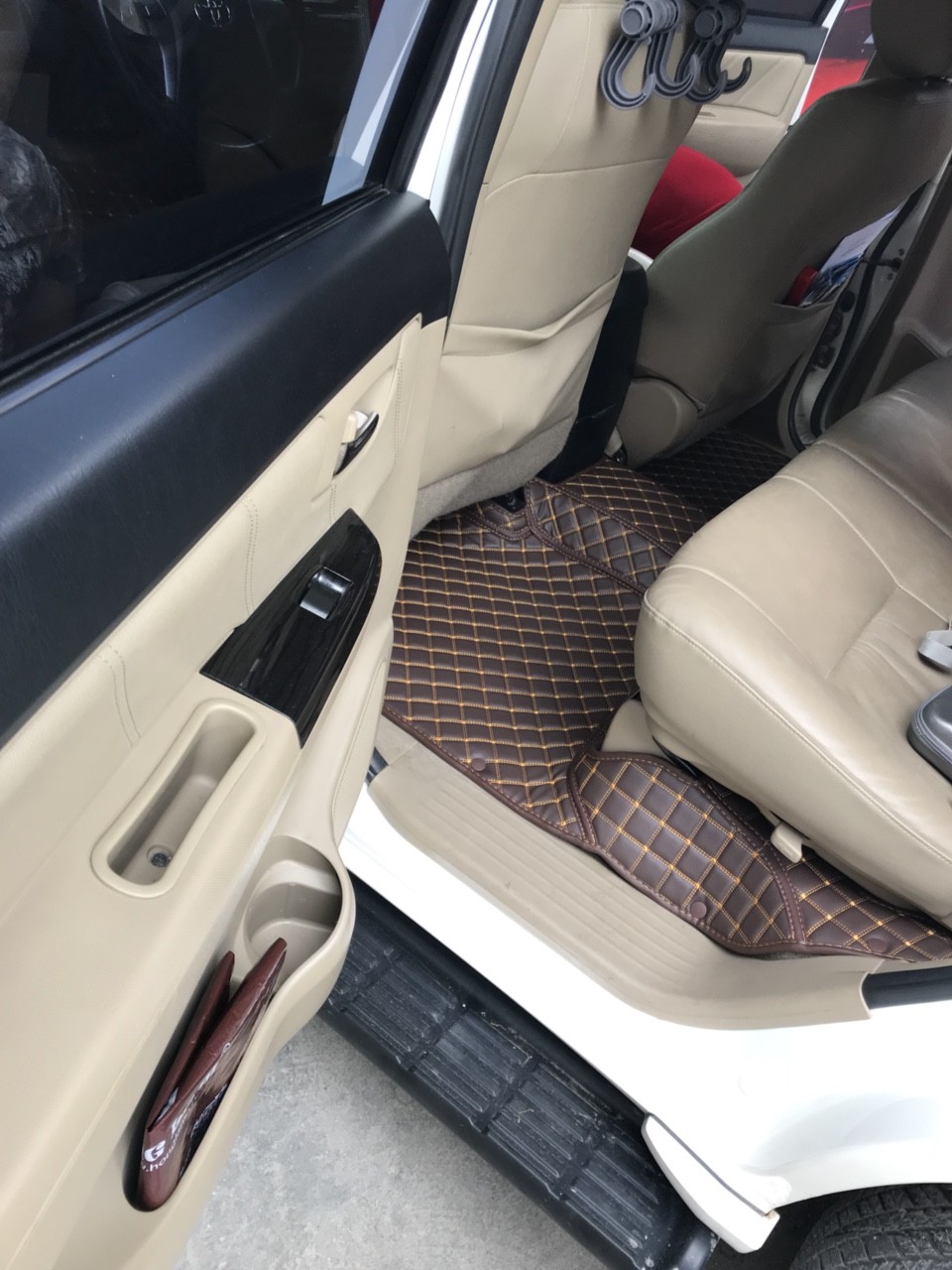 thảm lót sàn ô tô cao cấp tphcm